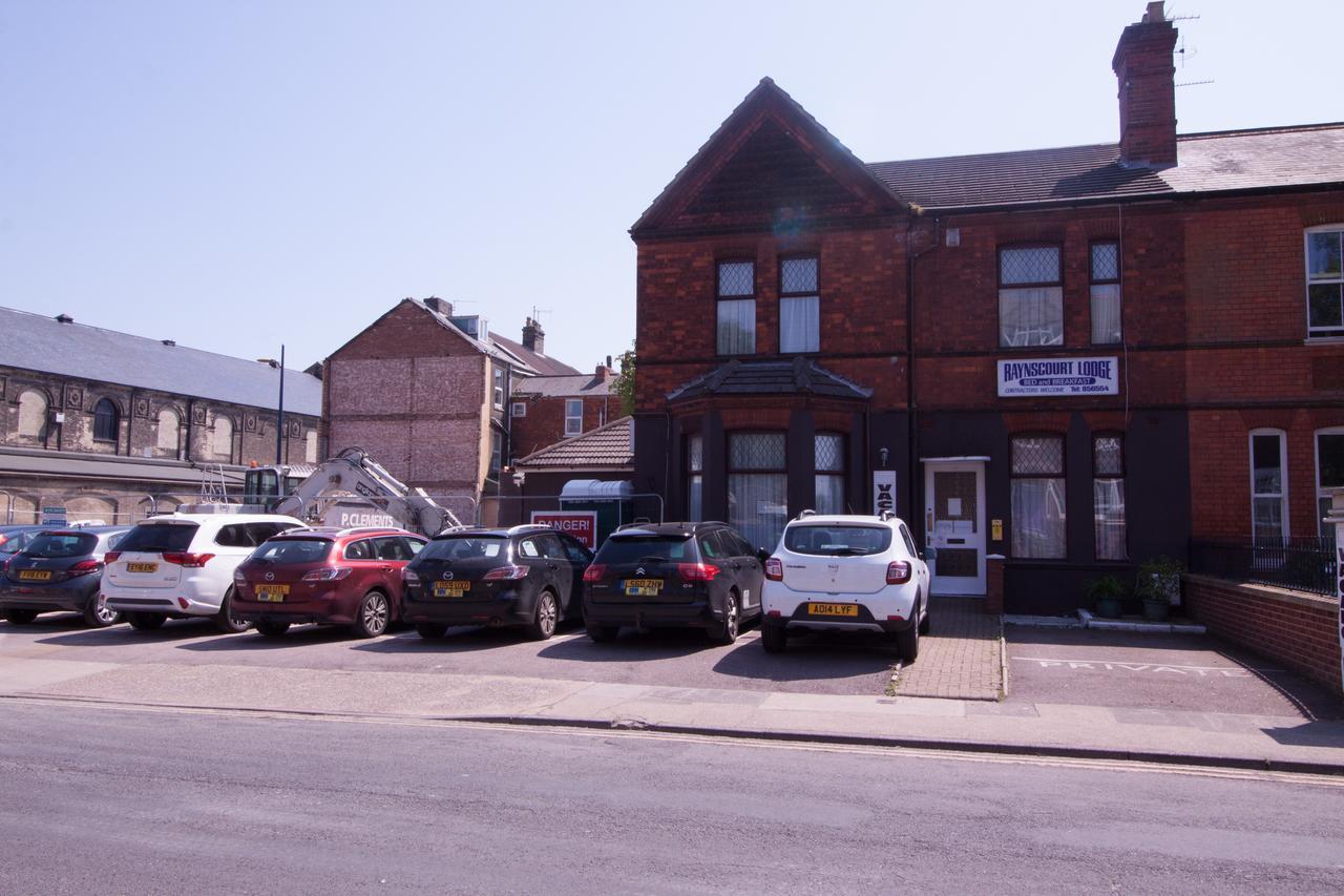 Raynscourt Lodge Great Yarmouth Extérieur photo
